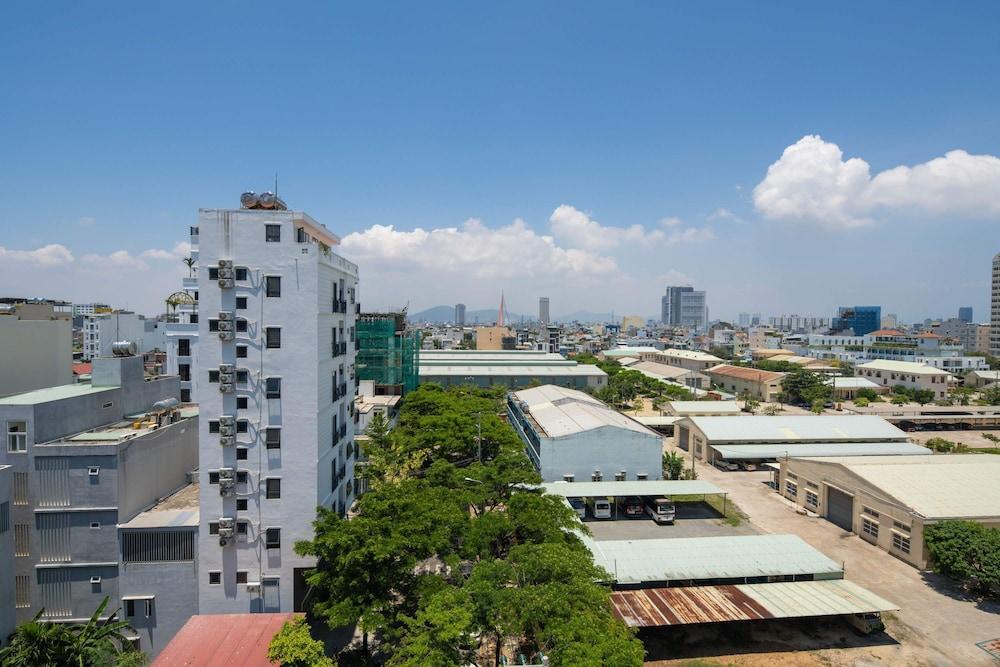 Platinum Danang Hotel מראה חיצוני תמונה